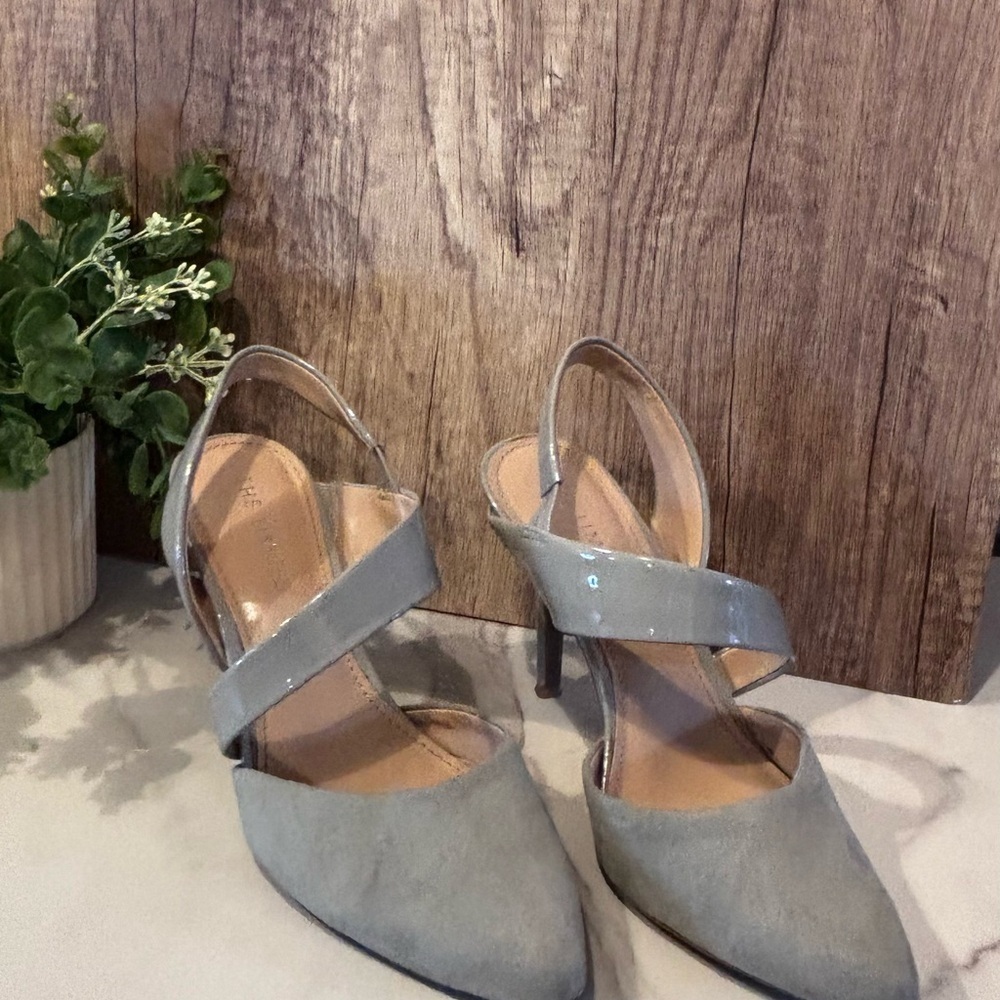 The Limited Chic Gray Strappy Heels - Picture 6 of 6